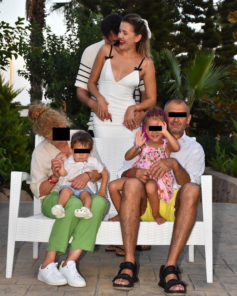 emily burghelea socrii
