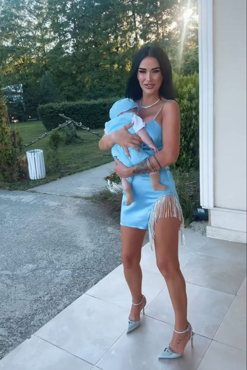 daniela crudu copil