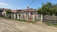 Casa în care a copilărit Diana Maria, tânăra ucisă de urs