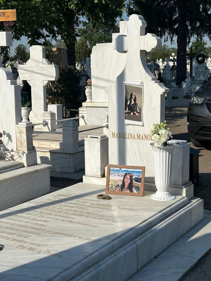 mormantul madalinei manole