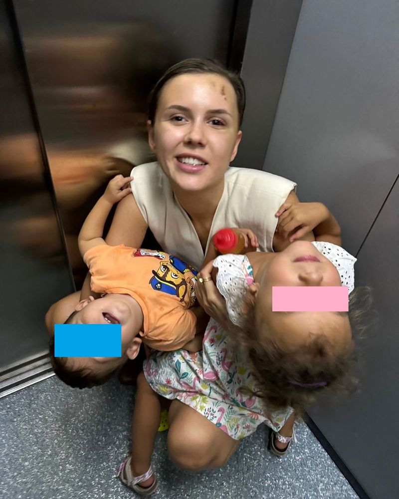 emili burghelea familie