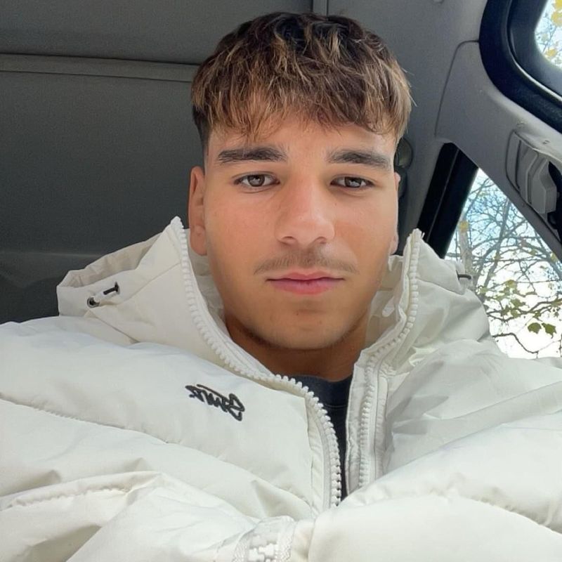 Florin Naz&icirc;ru, fost junior la CS Dinamo