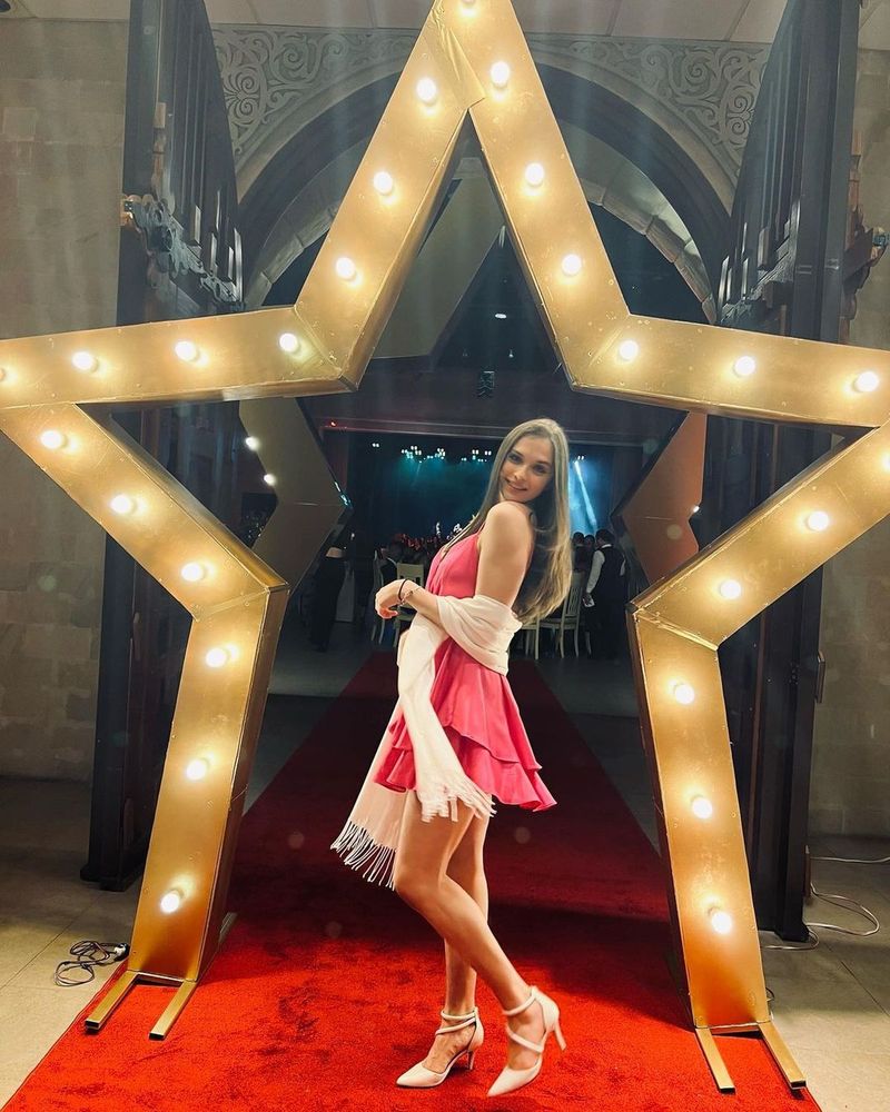 Annaliese Drăgan annaliese dragan