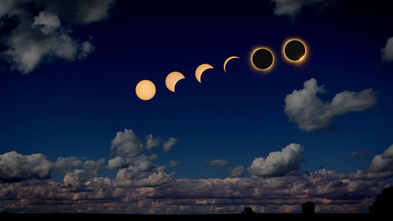 fazele lunii, cer intunecat