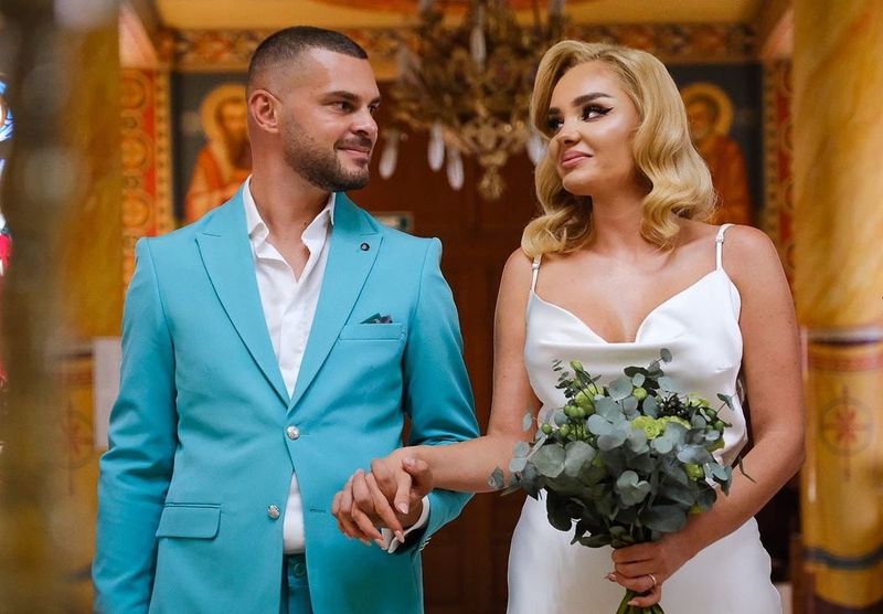 Maria Constantin și Robert Stoica la Starea Civilă maria constantin nunta