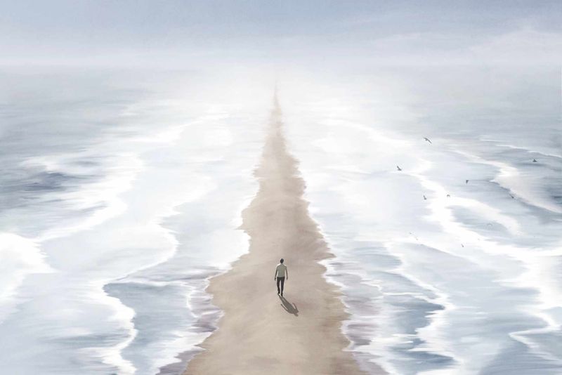 imagine abstracta, mare despartita in doua, om merge pe apa