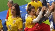 Kira Hagi si iubitul ei la un meci de fotbal