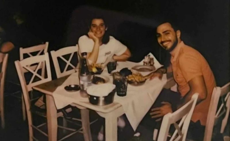 Kira Hagi și iubitul ei la cină