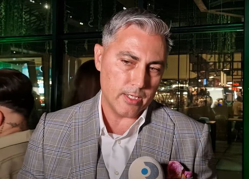 Alexandru Ciucu, în timpul interviului pentru WOWnews alexandru ciucu interviu