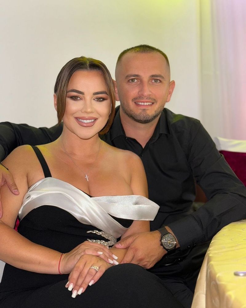 Carmen de la Sălciua și Marian Corcheș, la un eveniment carmen salciua si sotul