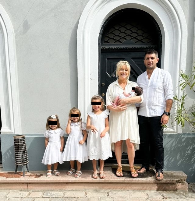 Laura Cosoi, alături de familia sa 