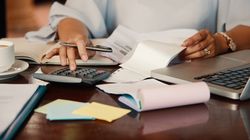 Românii plecați la muncă în străinătate, ajutați de stat în cazul unui scenariu cumplit! Ar putea să primească mii de euro dacă sunt în această situație