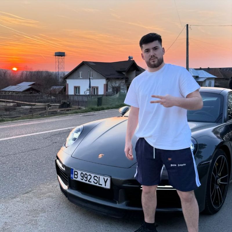 Adrian Elicopter de Luptă 