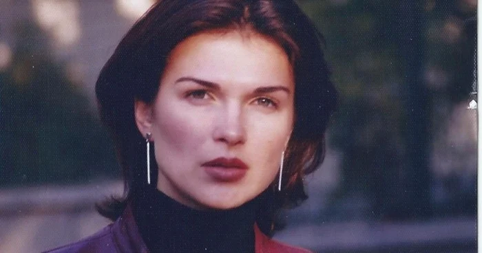 Monica B&icirc;rlădeanu &icirc;n adolescență