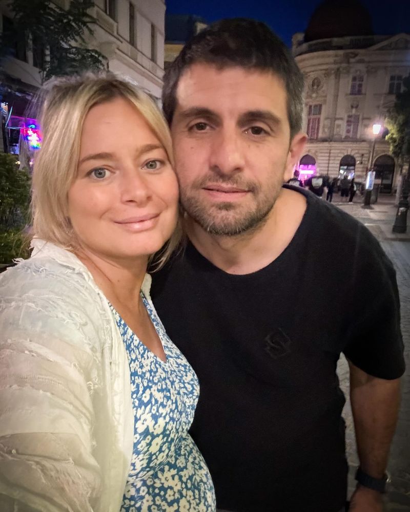 Laura Cosoi și soțul ei, Cosmin Curticăpean Laura Cosoi și soțul ei, Cosmin Curticăpean