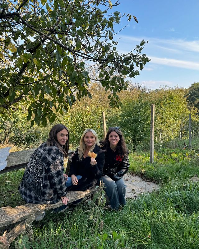 Adela Popescu, Laura Cosoi și Ada Condeescu Adela Popescu, Laura Cosoi și Ada Condeescu