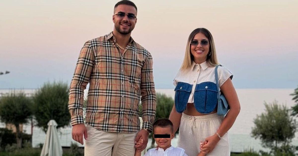 Primele imagini din penthouse-ul în care urmează să se mute Culiță Sterp cu Daniela Iliescu și fiul lor! Amenajările sunt aproape gata! Cei trei locuiesc acum acasă la părinții blondinei Primele imagini din penthouse-ul în care urmează să se mute Culiță Sterp cu Daniela Iliescu și fiul lor! Amenajările sunt aproape gata! Cei trei locuiesc acum acasă la părinții blondinei