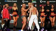 Jake Paul și Mike Tyson