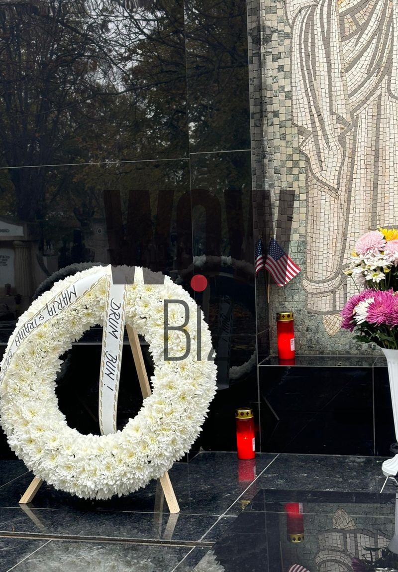 coroană funerară Silviu Prigoană