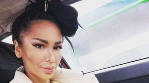 Alina Eriko a răbufnit pentru prima dată, după ce pe internet au apărut mai multe imagini controversate cu ea din prezent! Verișoara Loredanei Chivu a spus clar ce se întâmplă în viața ei: „Nu mi-e rușine, toate facem banii la fel”