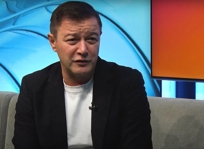 Actorul Sandu Pop, în platoul WOWnews varul sandel