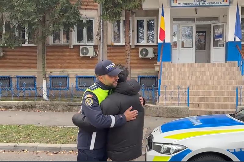 Nepalezul căruia i-au fost furate bunurile