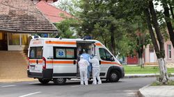 Scenă șocantă pe o stradă din Năvodari! Un bărbat în vârstă de 51 de ani și-a dat foc sub privirile îngrozite ale trecătorilor. În mediul online au apărut imagini de la locul incidentului