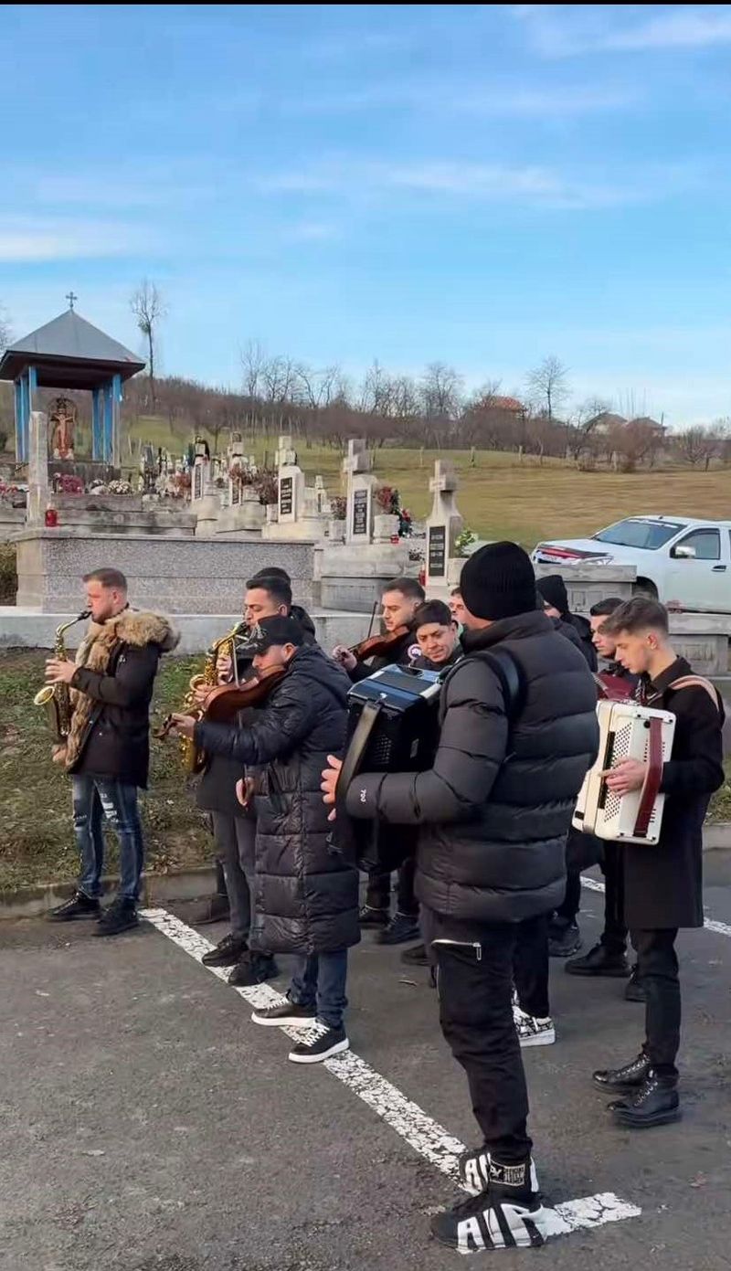 Gabi Stângău mormânt