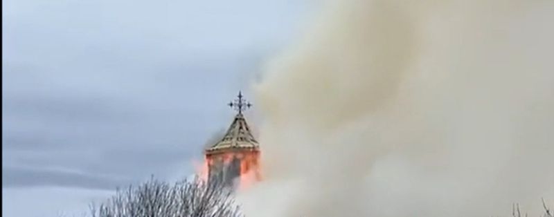 incendiu biserica arges