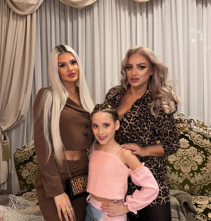 andreea bld sanziana buruiana