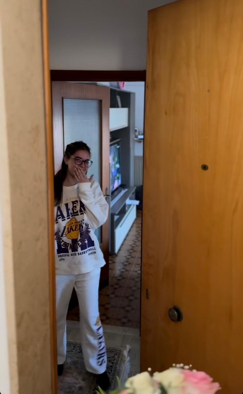 Ștefania, surprinsă de Cosmin