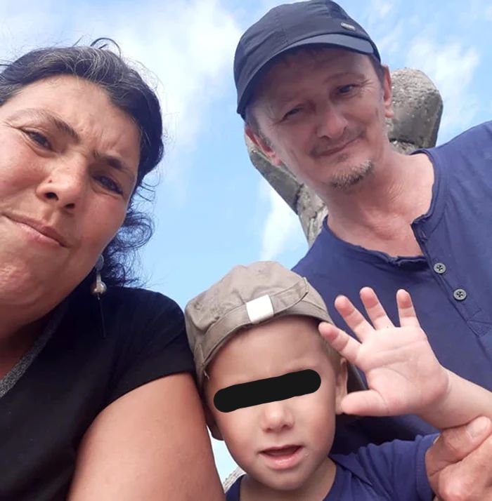 familie ioana tufaru, sot ionut si copil Luca