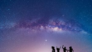 Evenimente astronomice 2025: Lunile Pline, eclipsele, echinocțiile, solstițiile, ploile de meteoriți și alte fenomene astronomice care vor avea loc în acest an