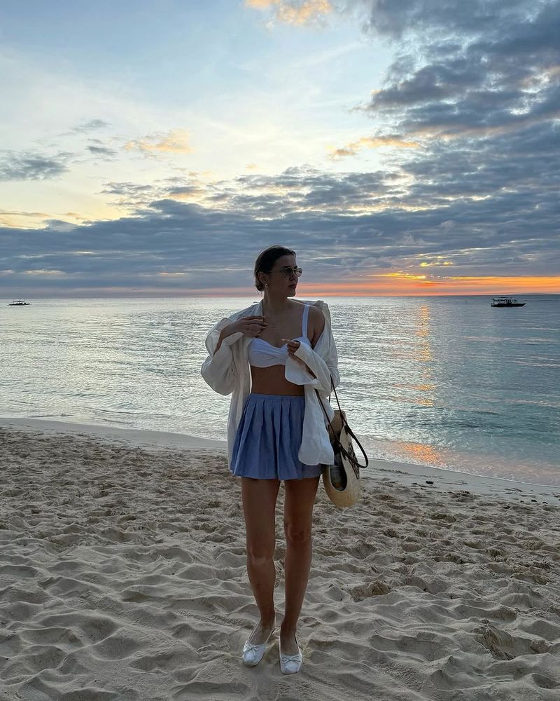 emily burghelea vacanta