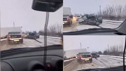 Un teribil accident rutier s-a produs pe centura Bucureștiului! Două persoane au murit, după ce o mașină și un TIR s-au ciocnit frontal