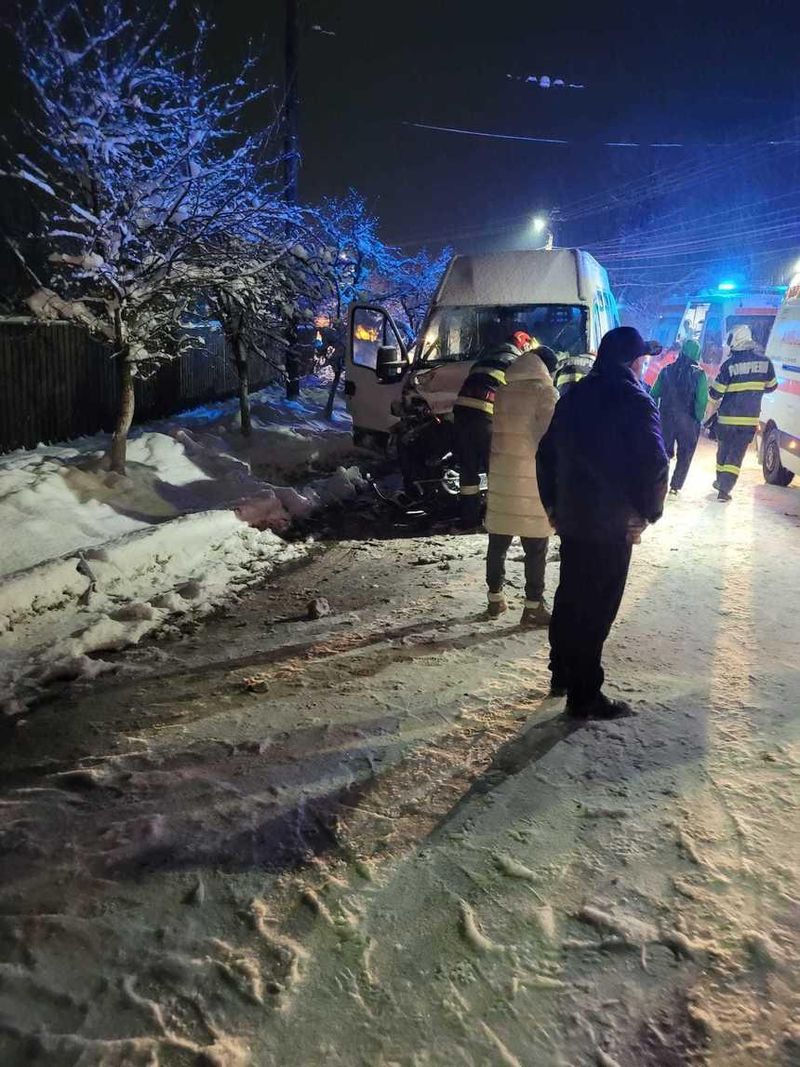 Imagini de la locul accidentului