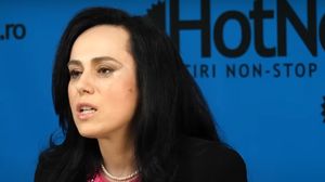 Simona Bucura-Oprescu ministru