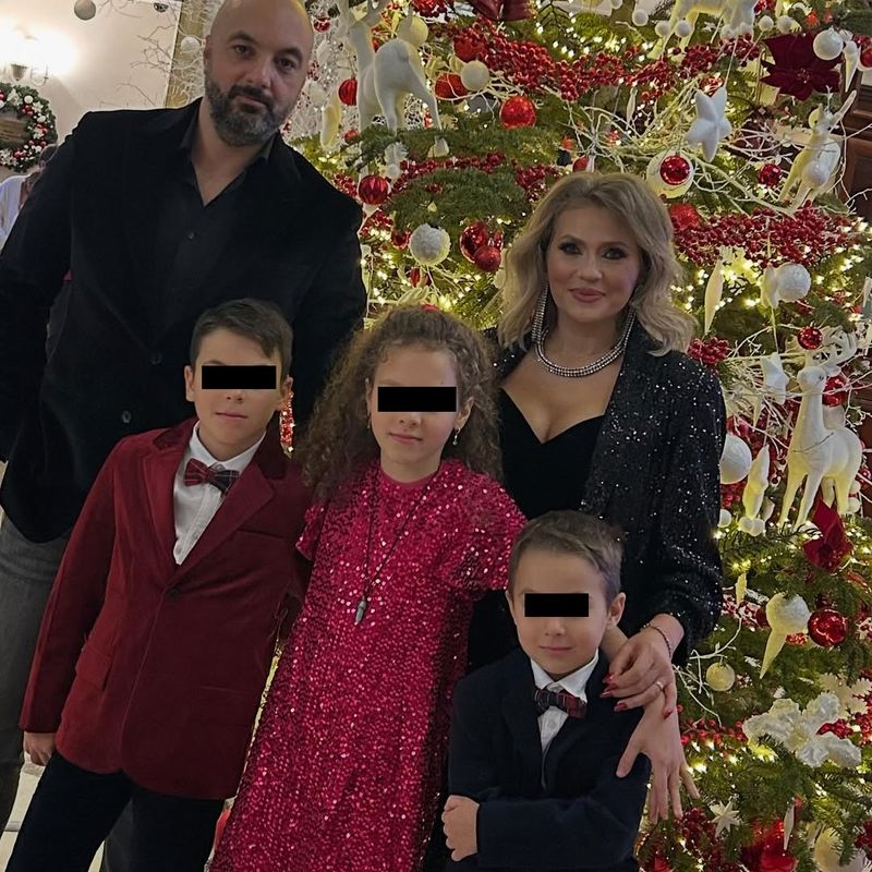 Mirela Vaida familie