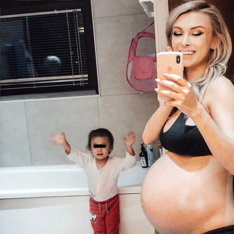 Andreea Bălan însărcinată Andreea Bălan însărcinată