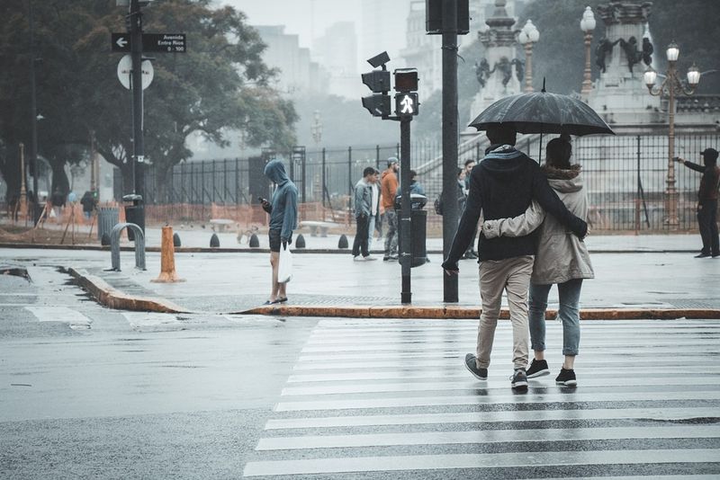 Cum va fi vremea in weekend. Ce urmeaza dupa aceste zile insorite. Anuntul meteorologilor | EXCLUSIV