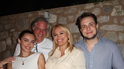 Andreea Esca a dezvăluit cum este să lucreze alături de copiii săi! Sunt sau nu Alexia și Aris Eram partenerii de afaceri potriviți: „M-am gândit că o sa am o viață mai liniștită la acești ani, dar iată că nu”