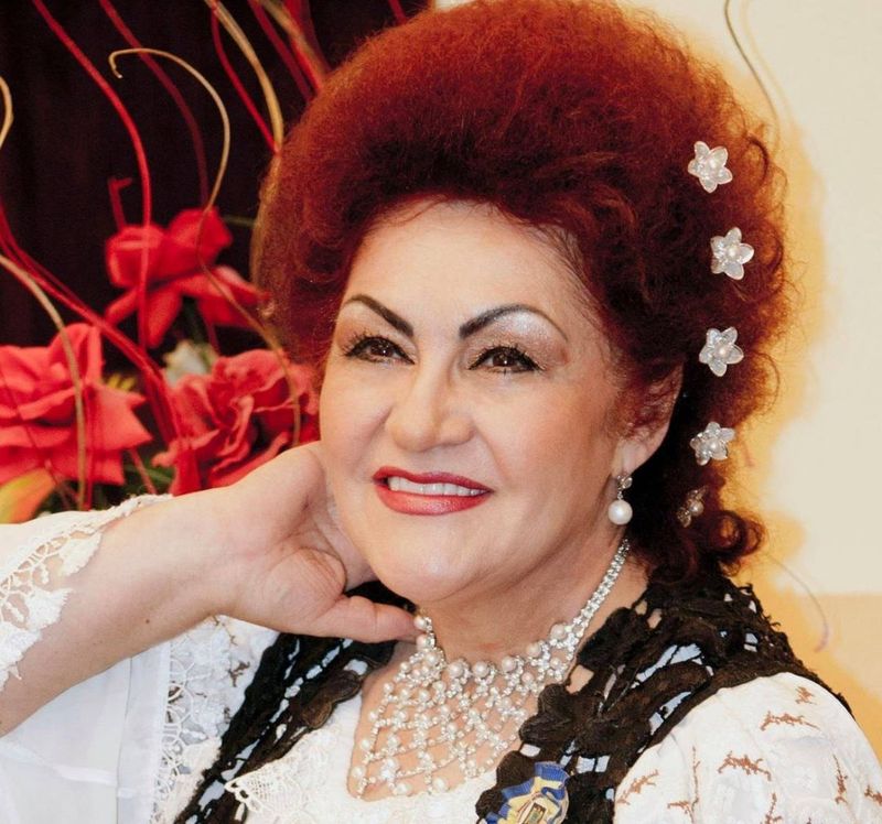 elena merisoreanu costum popular