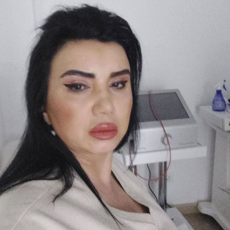 adriana bahmuteanu copii