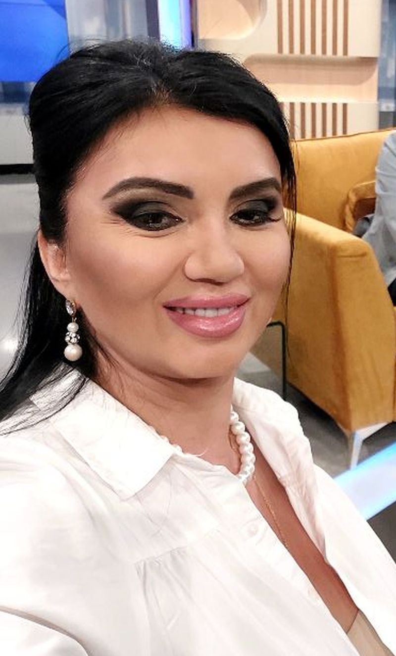 adriana bahmuteanu tv