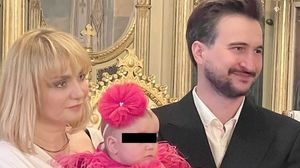 Fetița Cristinei Cioran, afectată de tot ceea ce se întâmplă cu tatăl său! Blondina dezvăluie cum este fetița sa, de când Alex Dobrescu are probleme cu legea: „E greu pentru sufletul nostru”