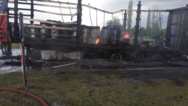 Imagini de la locul incendiului Imagini de la locul incendiului