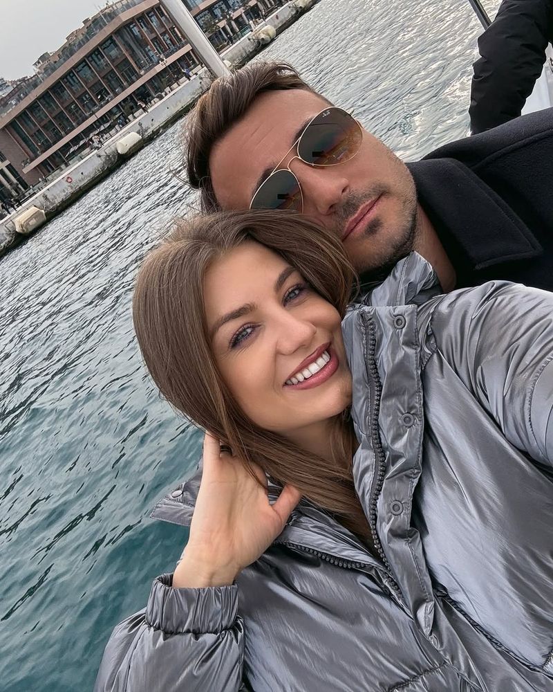 codrua si valentin sanfira