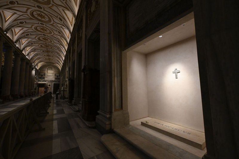 Morm&acirc;ntul Papei Francisc