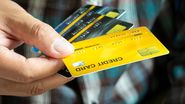 Cardurile de credit, tot mai puțin accesate. Sfaturi pentru romanii care sunt tentați sa apele la aceste tipuri de credite, de la economiști: "Este o formă de împrumut care presupune costuri înalte" | EXCLUSIV
