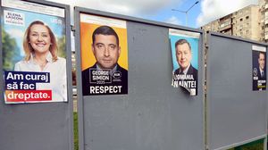 Afișe electorale de la campania prezidențială din 2025